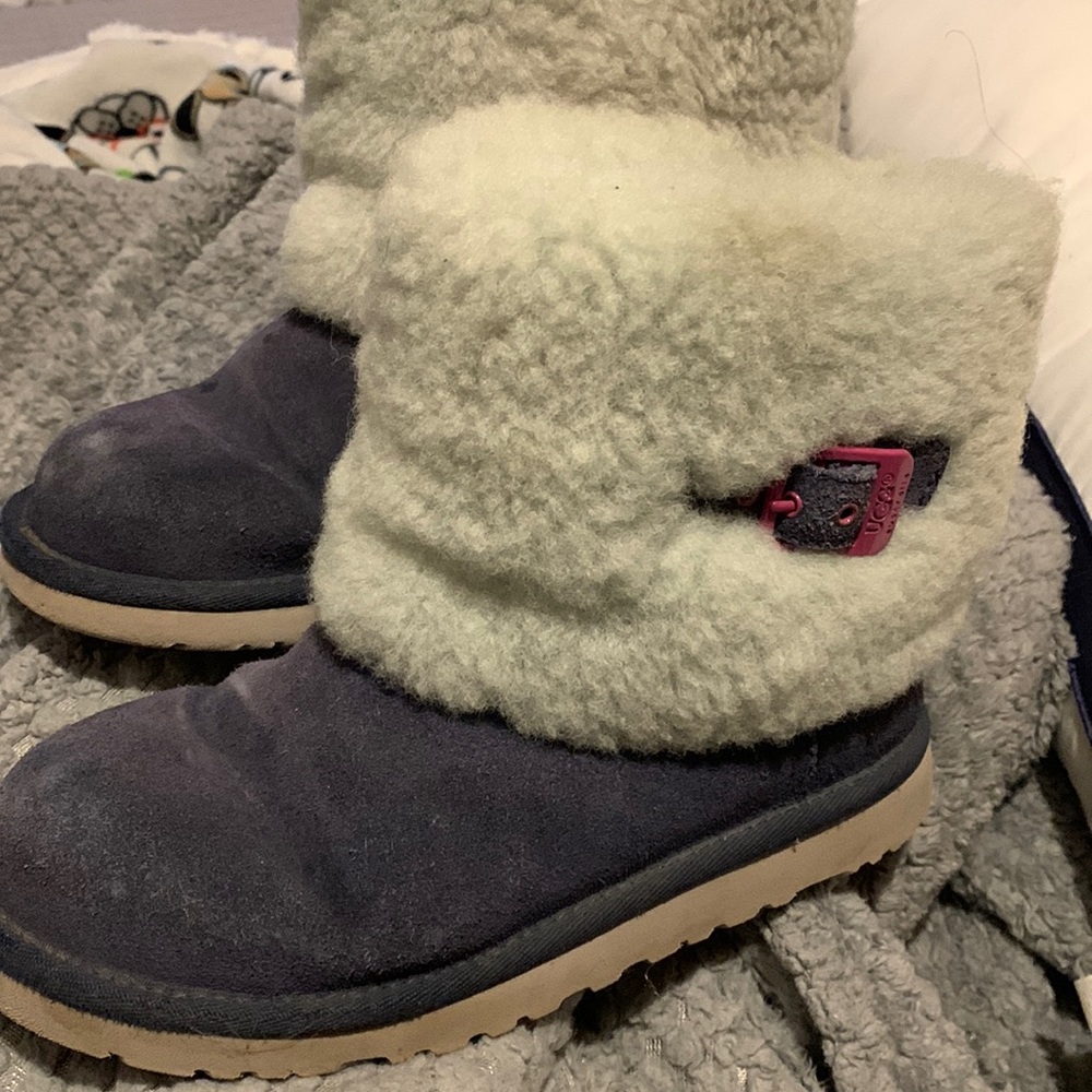 Authentic UGGS